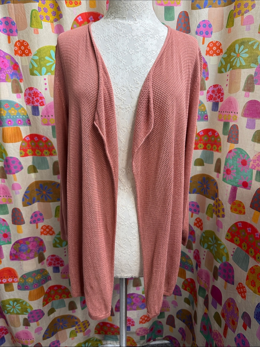August Silk Open-Front Lightweight Cardigan. Large